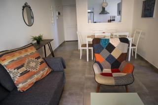 Alex's Vacation Suite - 100m from the beach - 6 Guests - 5