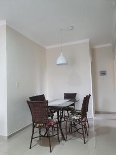 Apartamento 3 quartos 8 pessoas a 50 mts da Praia de Bombas, a 100m da Passarela do Ribeiro - Bombinhas - 4