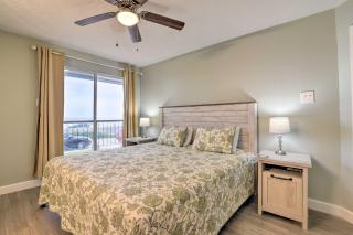 Gulf Views and Patio Lovely Galveston Condo! - Galveston - 1