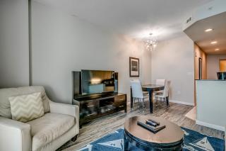 Newly Renovated Ocean Front Condo, Modern Decor, Central MB, 20th floor - Myrtle Beach - 1