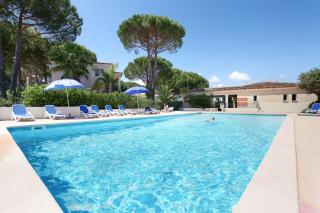 Saint-Tropez en résidence avec piscine - 4