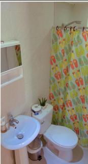 Room in Guest room - Central Area Bedroom With Common Kitchen, living room - Sosúa - 7
