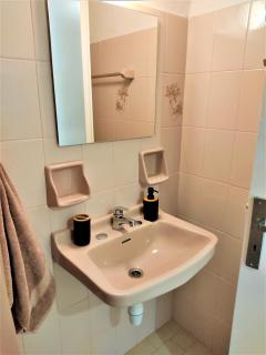Jo-Annes Apartments - Kontokali - 9