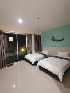 Rustic one bedroom unit for 4pax by Jomy Management - 8