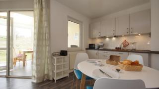 Ferienwohnung 4 im Strandhaus Lobbe - Lobbe - 2
