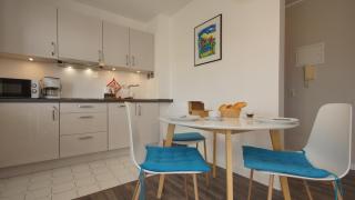Ferienwohnung 4 im Strandhaus Lobbe - Lobbe - 4