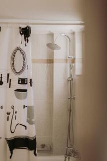 Bessis Apartments - 1