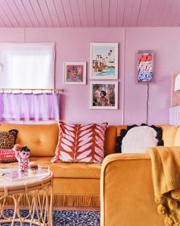 Fun Barbie Inspired, 6 Berth Caravan - Camber Sands Holiday Park, near the Beach - 0