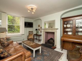 Pass the Keys Charming 3 bed townhouse next to Victoria Park - Bath - 0
