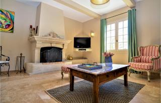 Gorgeous Home In Montaren Et St Mediers - Labaume - 6
