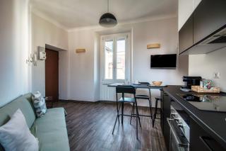 JOIVY Stylish Flat, 5-Minute Metro Trip to Centre - Milan - 9