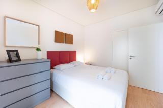 Monsanto Hill House - NO 571 1E - 2