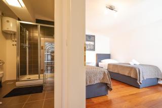 Sunny Terrace with two bedroom and parking - 1