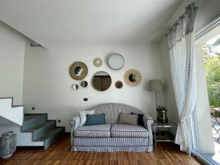 MY HUMBLE HOUSE -Appartamento in villa con vista lago - Oggiono - 0