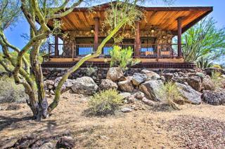 Unique Phoenix Abode with 2-Tier Patio and Grills - 9