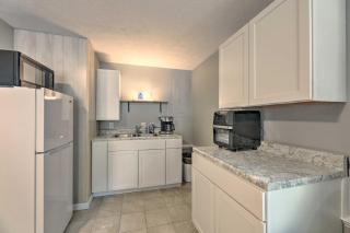'Loretta' Sun-Kissed Apt on Country Music Hwy - 2