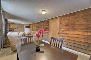 Lynn Dog-Friendly Abode with Mountain Views! - 6