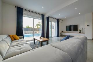 Royal blue House - Kaštela - 2