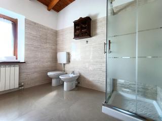 IseoLakeRental - Chalet Giulia - Sovere - 2