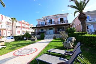 Nadia's Studios & Apartments in Argasi, Sea-View - Argasi - 9