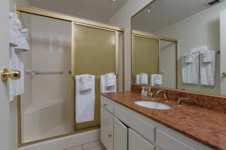 Capri by the Sea by All Seasons Resort Lodging - 5