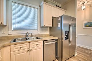 Coastal Myrtle Beach Condo with Pool Access! - Myrtle Beach - 1