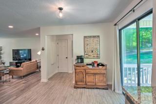 Lakefront Townville Gem with Boat Dock and Kayaks - Townville - 4