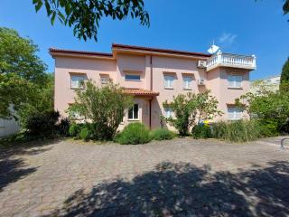 Apartment Amano - Selce - 0