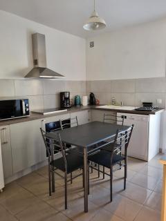 location vacances T4 bas de villa Toulon - 6
