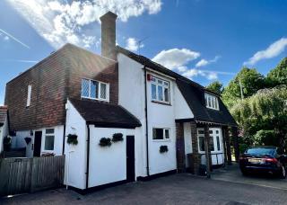 Beddington Park Lodge East - Wallington - 8