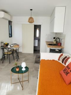 Charmant studio moderne avec extérieur "Dormir en provence" - Fontvieille - 2