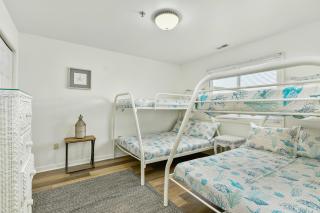 Harbour Club 12G - 3