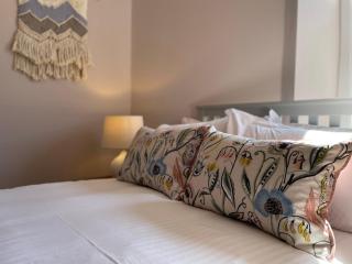 The Wee Shop, Stylish Two Bed Flat in Inverkip Village - Inverkip - 3