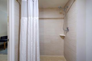 Comfort Inn & Suites Alexandria West - Alexandria - 4