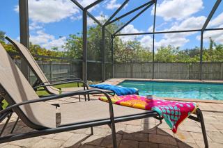 Family vacation, heated pool, wake up to enjoy the sunrise - Villa Pine Island - 0