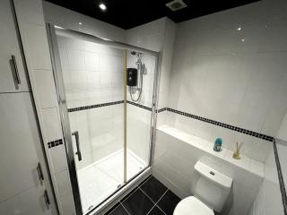 Winter Gardens North Pier 2 Bed - Blackpool - 9