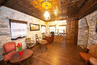 Berati Castle Hotel - 2