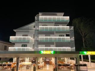 Hotel Oasi - Lignano Sabbiadoro - 0