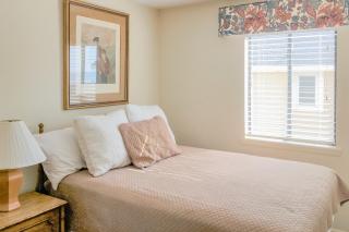 Big Beach Retreat & Ocean West Escape - Holden Beach - 3