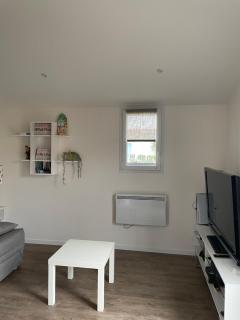 joli studio neuf tout equipé, wifi - 4