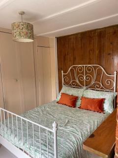 Cosy 2 bedroom Victorian cottage, Newport, Isle of Wight - Newport - 3