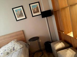Apartamento Deluxe en pleno centro de Mendoza WiFi gratis - Mendoza - 2