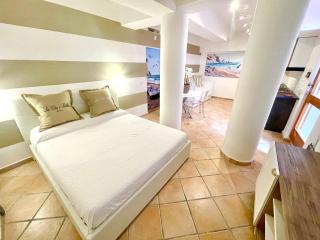 Maison Del Conero - Ombrellone e Lettini in Spiaggia Inclusi - Numana - 0