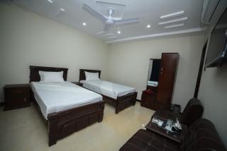 Royal Blue inn Hotel - 9