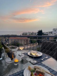 Direct Sea View & Quality Bed - Kings Palace 1 bed - Paphos - 6