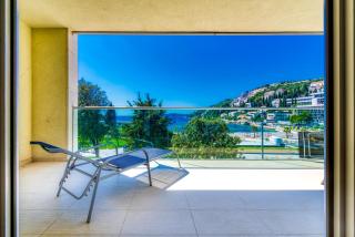 Apartments Dvori Lapad 2 Direct Sea View - Dubrovnik - 5