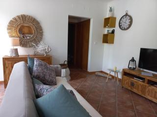 House Bali Furnas - 9