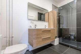 Plumeria - Grand Appartement 75m2 - Au calme - Proche Gare, Nouvelle Ville - Parking Public Gratuit - 2 Chambres - 4 Lits séparés - Metz - 4