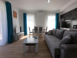 R&I Sea and Mountain View Apartments Radhimë - Orikum - 9