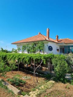 Apartment Josip - Murter - 2